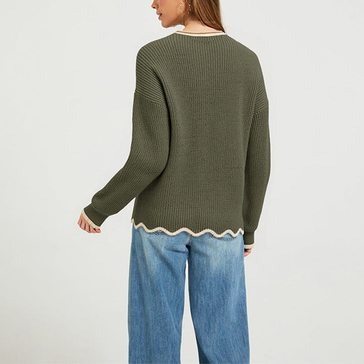Maglione donna beige, maglia ampia girocollo. Essenziale per uno stile casual e facilmente abbinabile.
