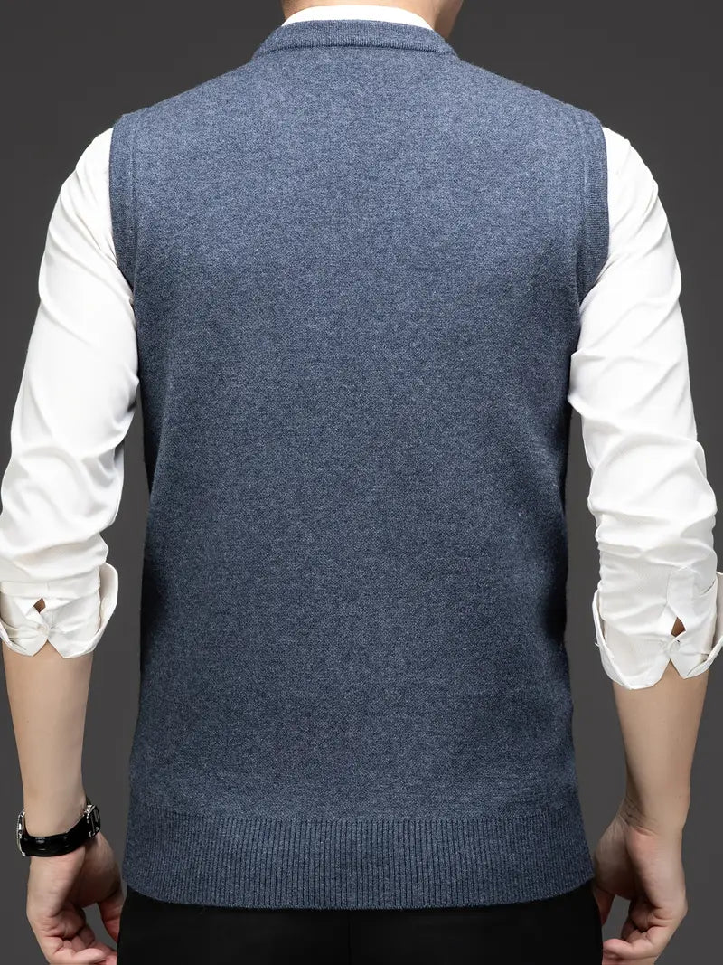 Gilet da uomo slim fit con scollo a V, un capo elegante e casual senza maniche per un look dinamico.