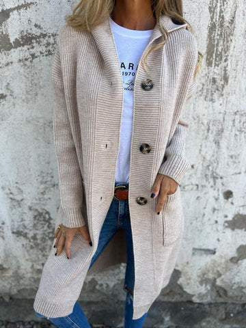 Cardigan elegante donna autunnale, manica lunga, con tasche. Capospalla versatile per outfit casual o raffinati.