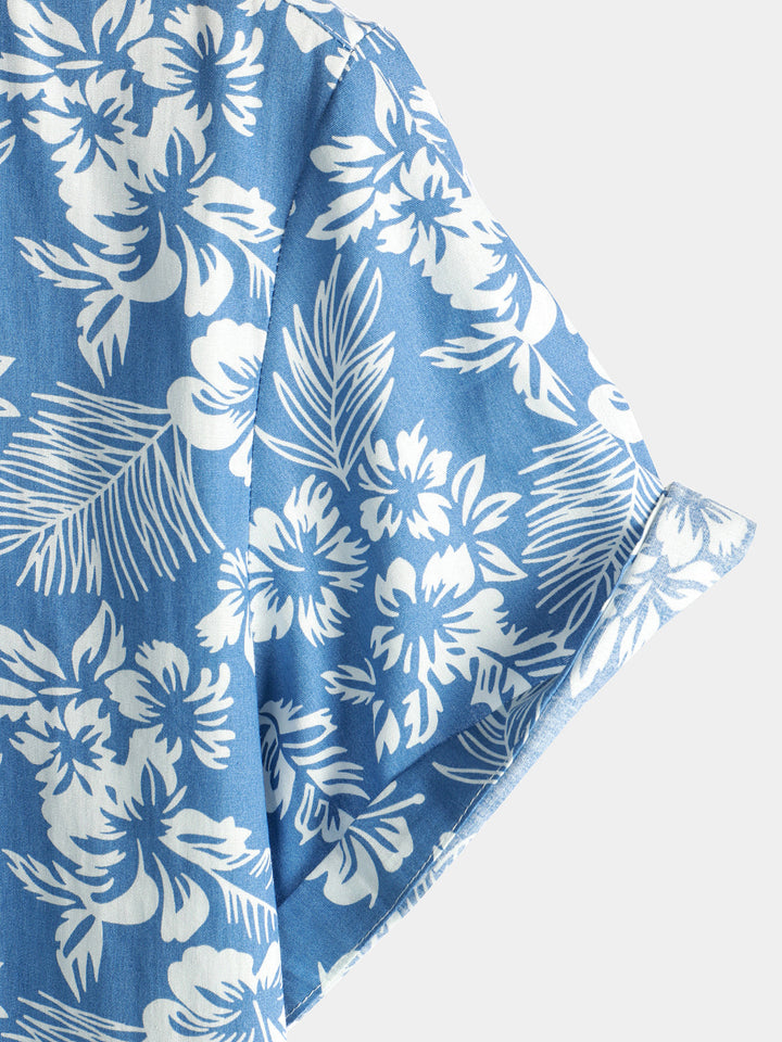 Moda uomo: camicia hawaiana casual con fantasia floreale, maniche corte, per abbigliamento estivo.