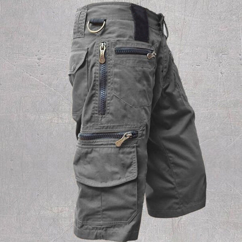 Bermuda cargo uomo casual, con tasche funzionali sulle gambe, ideale per tempo libero, viaggio ed estivo.