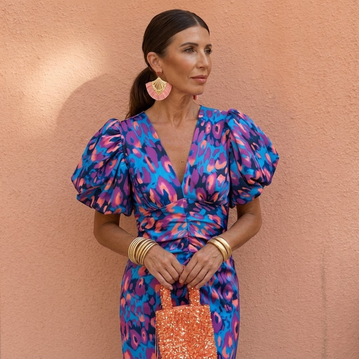 Vestito midi donna primavera, scollo a V, maniche a sbuffo. Abito elegante e confortevole.