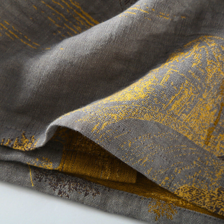 Morbido accappatoio kimono unisex in cotone, perfetto per relax a casa o in spa, offre comfort avvolgente.