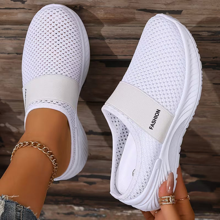 Sneakers donna Como con plateau, ideali per stile urbano e comfort quotidiano.