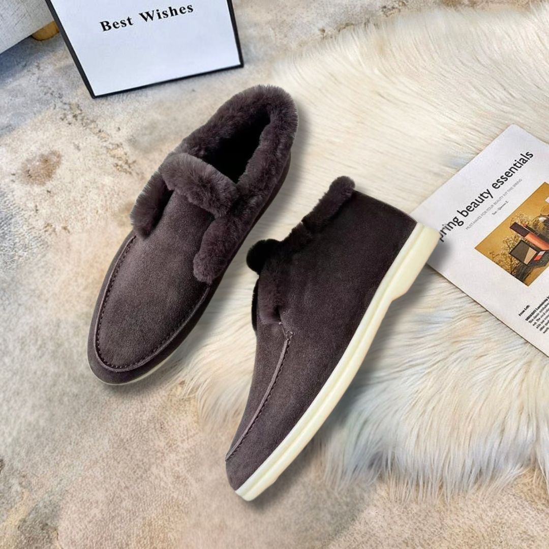 Stivaletti invernali donna con design moderno, perfetti per comfort, moda e stile casual-chic.
