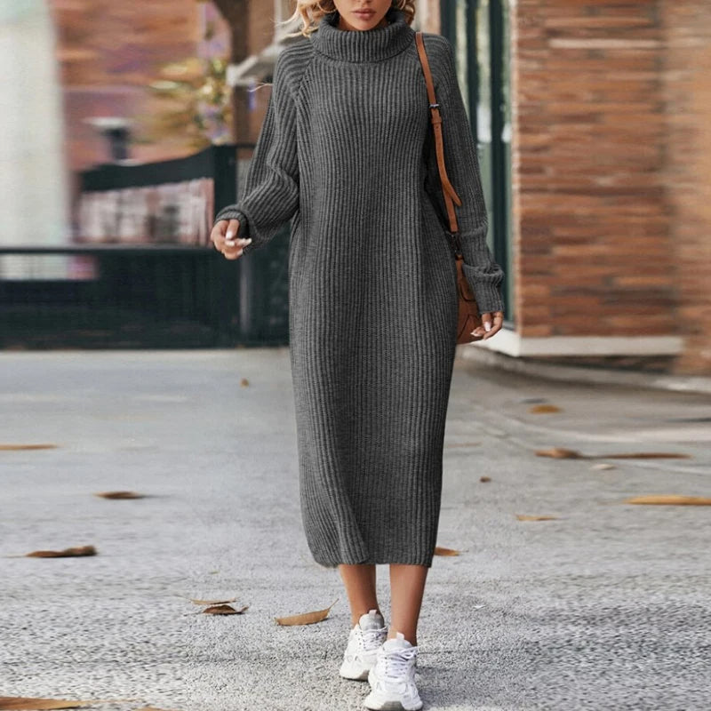 Moda donna: abito dolcevita midi a maniche lunghe, comodo ed elegante per ogni occasione.