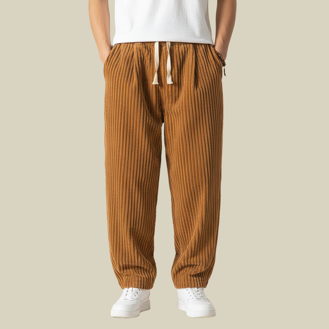 Pantaloni uomo velluto a coste con vita elastica e tasche, perfetti per look casual, smart-casual.