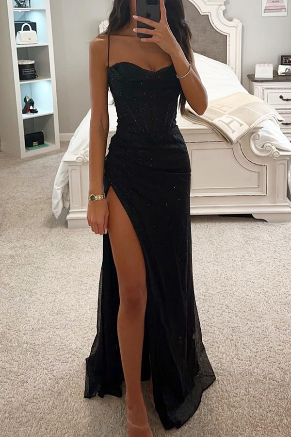 Elegante abito da sera formale da donna. Perfetto per cerimonie e eventi speciali autunnali. Vestito lungo sofisticato.