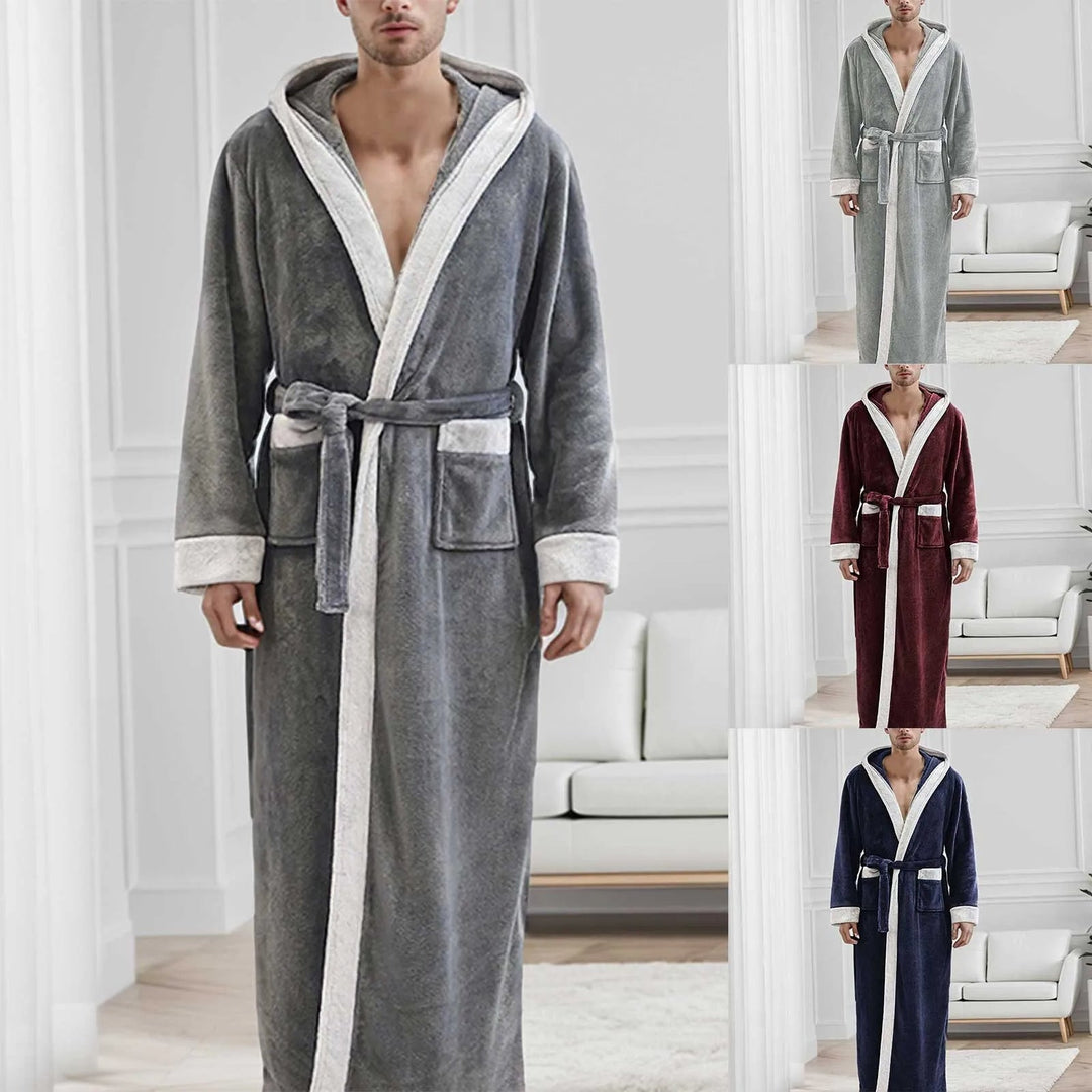 Accappatoio uomo lussuoso con cappuccio, morbidissimo per massimo comfort e relax a casa. Perfetto come regalo.