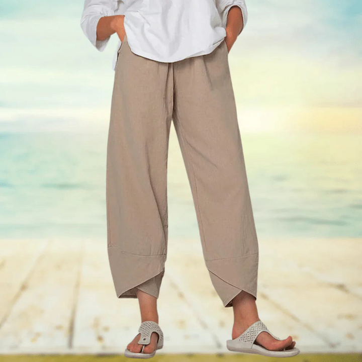 Pantaloni casual donna leggeri e comodi con vita elasticizzata, ideali per outfit estivi e primaverili.