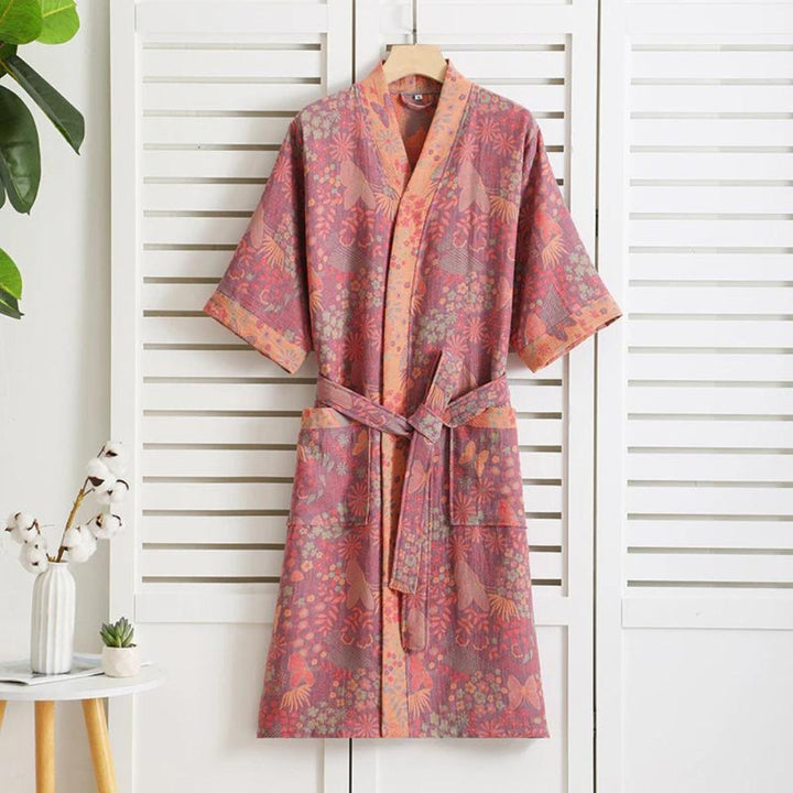 Accappatoio kimono unisex in morbido cotone, perfetto per il relax a casa o dopo il bagno.