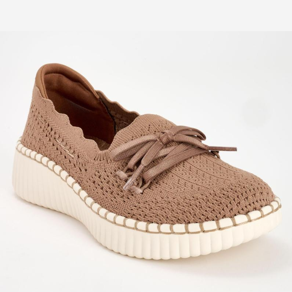 Mocassini donna Comfort Sail in tessuto traspirante con memory foam, ideali per comfort quotidiano e stile casual.