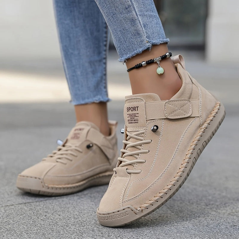 Scarpe ortopediche donna con sostegno ergonomico per comfort e benessere piedi quotidiano.