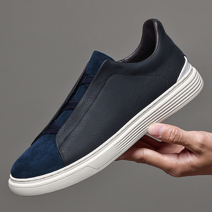 Modello scarpe uomo eleganti casual con lacci, perfette per comfort e un look distintivo e raffinato.