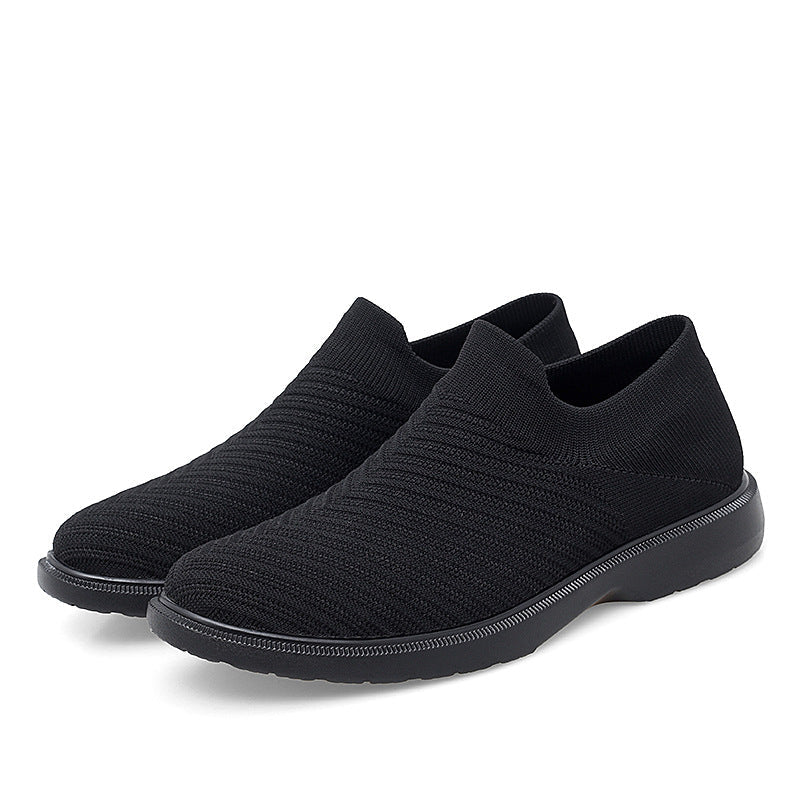 Scarpe estive da uomo nere, traspiranti e leggere, ideali per comfort e stile casual primavera/estate.