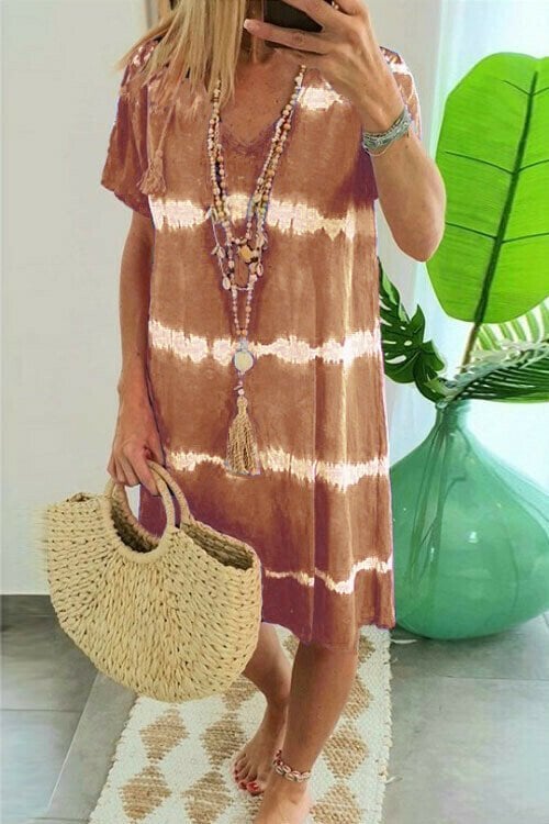 Abito colorato estivo donna tie-dye con scollo a V, un tocco casual per la moda primavera estate.