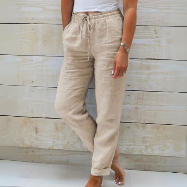 Pantaloni estivi donna eleganti, leggeri e traspiranti. Perfetti per un look comodo e alla moda.