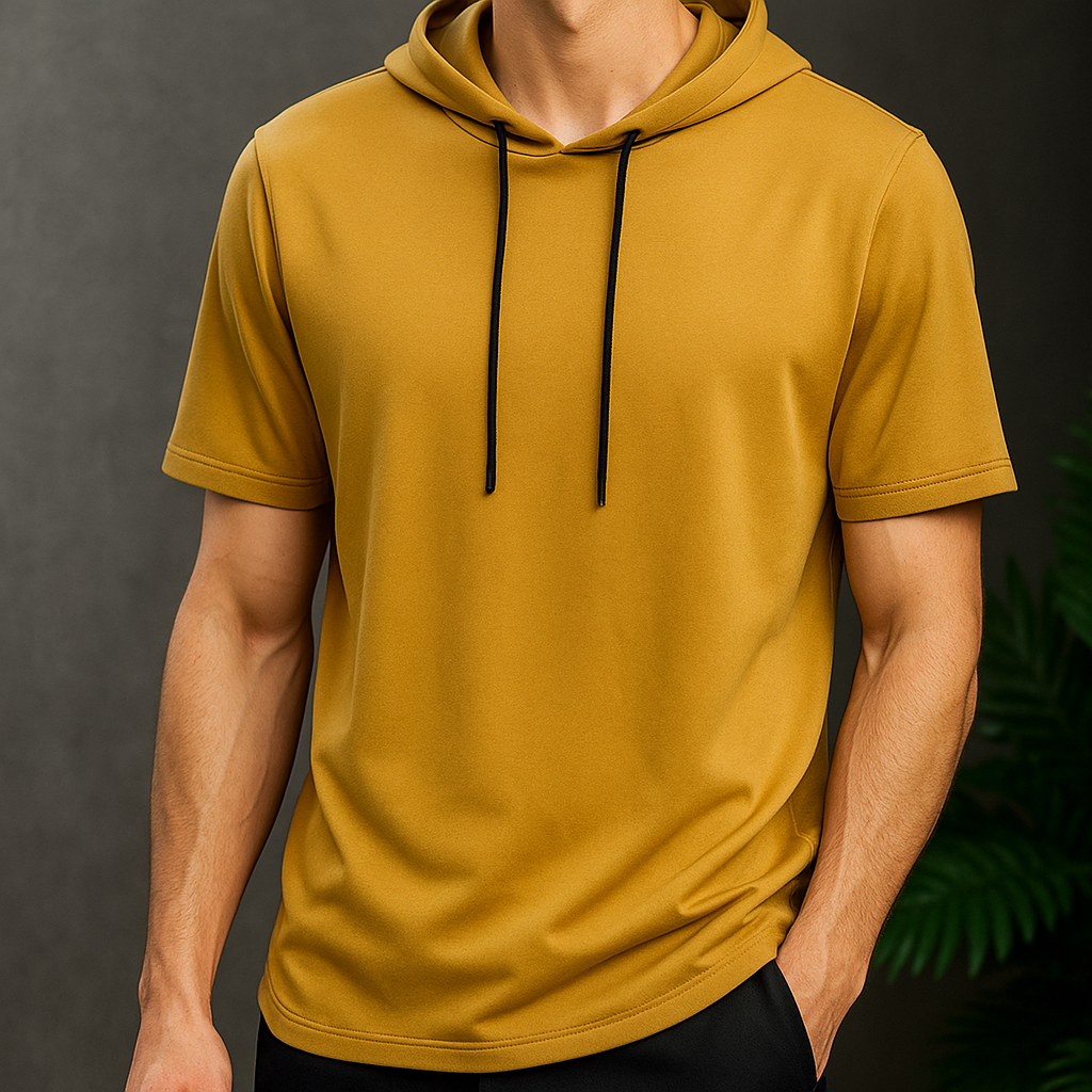 Felpa fitness uomo con cappuccio, tessuto traspirante e resistente, per allenamenti e look sportivo.