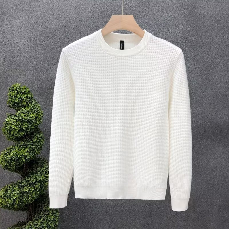 Confortevole maglione uomo girocollo pullover per autunno. Vestibilità comoda e design basic elegante.