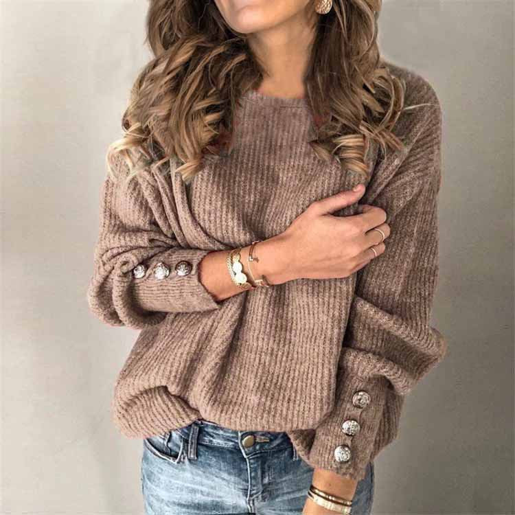 Maglione donna versatile con dettagli bottoni, per un look casual-chic o formale.