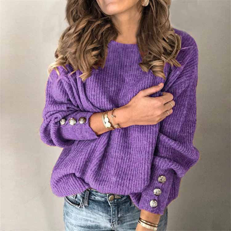 Maglia lunga donna con maniche lunghe e bottoni, per tendenze moda autunno inverno.