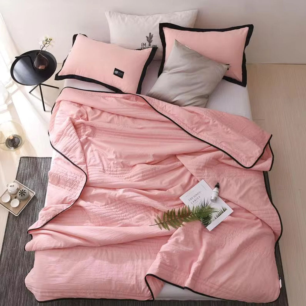 Coperta rinfrescante estiva leggerissima per letto e divano, ideale per un sonno fresco e riposante.