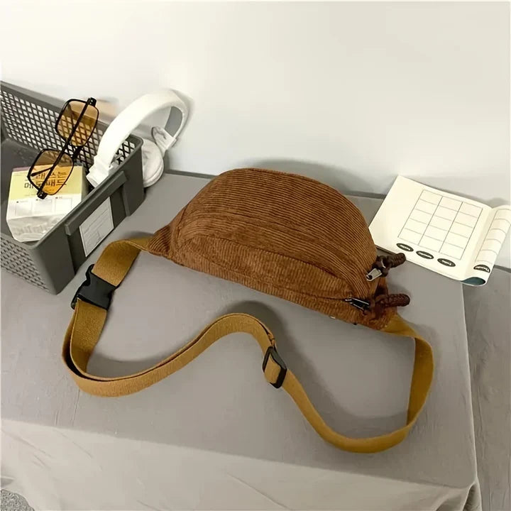 Borsa a tracolla donna leggera in nylon, perfetta per l'organizzazione con le sue tasche zip.