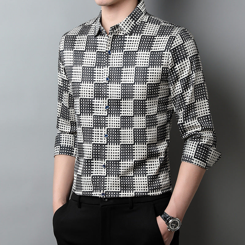Camicia uomo a quadri, maniche lunghe, vestibilità regolare. Perfetta per look casual e versatile.