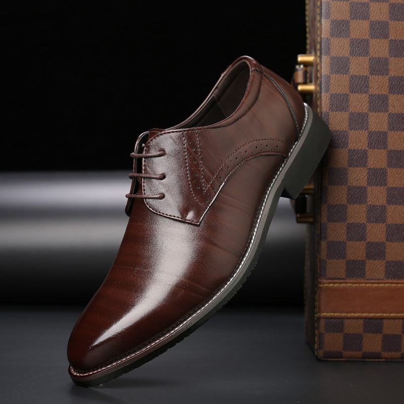 Scarpe business casual Oxford uomo eleganti. Perfette per taglie forti, assicurano comfort e stile versatile.