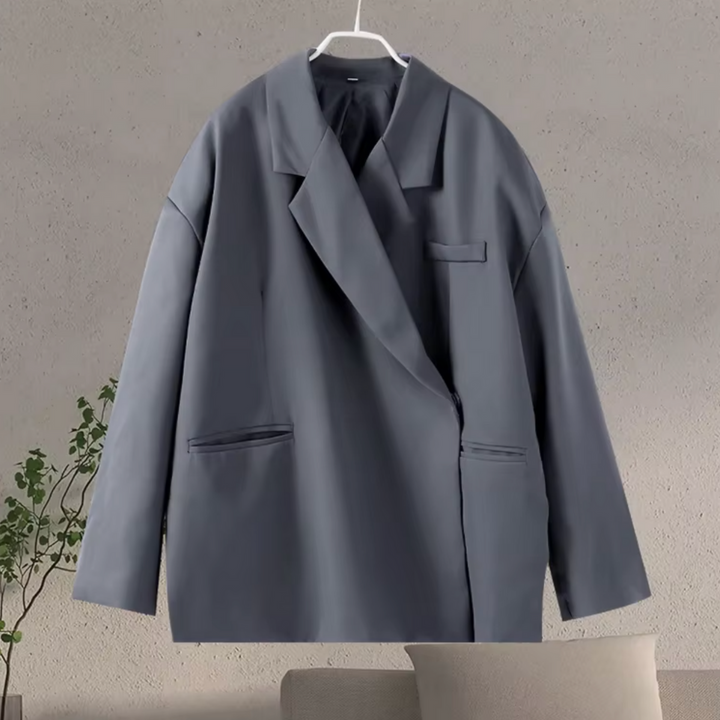 Moda donna: blazer elegante oversize, giacca versatile per un look sofisticato, adatta sia per ufficio che per tempo libero.