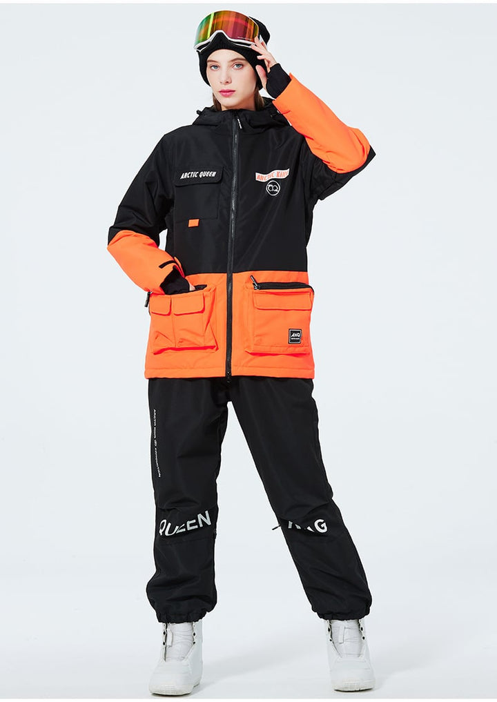 Tuta da sci invernale isolante per uomo, comfort e libertà di movimento garantiti.
