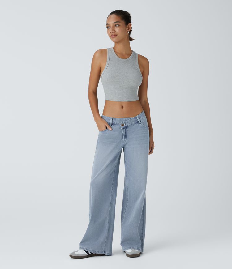 Retro jeans donna relaxed fit con tasche, design moderno e stile casual.
