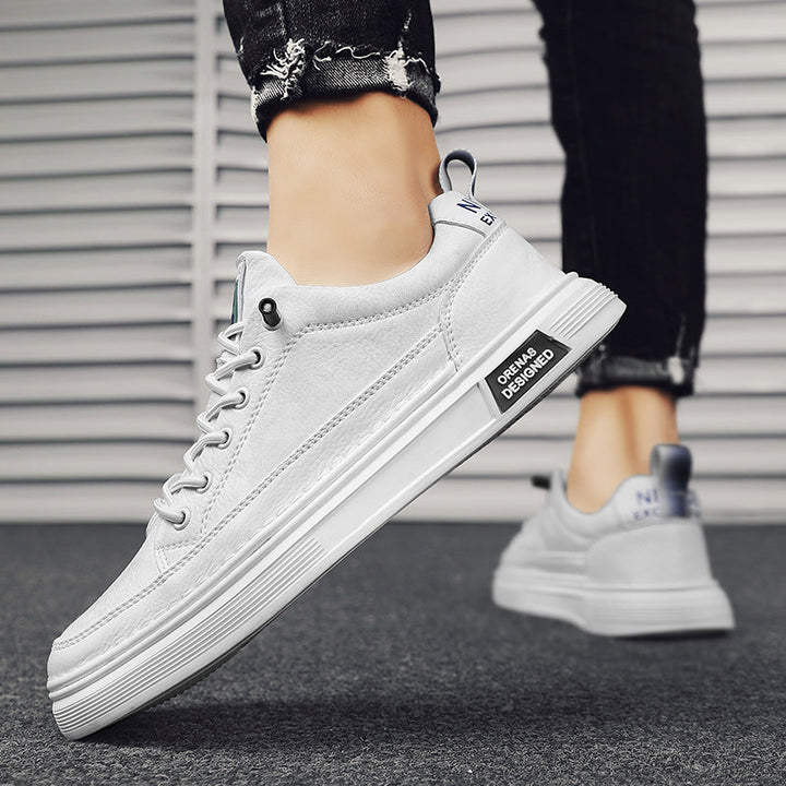 Sneakers uomo slip-on, uniscono comfort e stile per ogni giorno. Perfette per la moda casual.