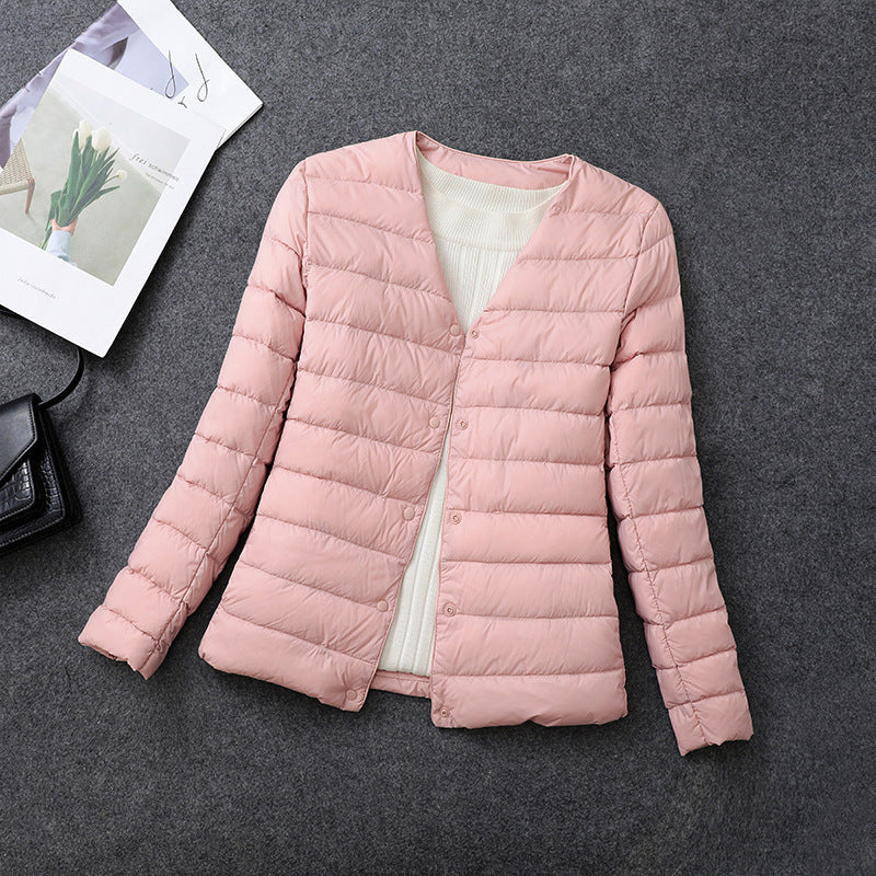 Capospalla donna leggero, imbottito, scollo rotondo, per look casual e chic.