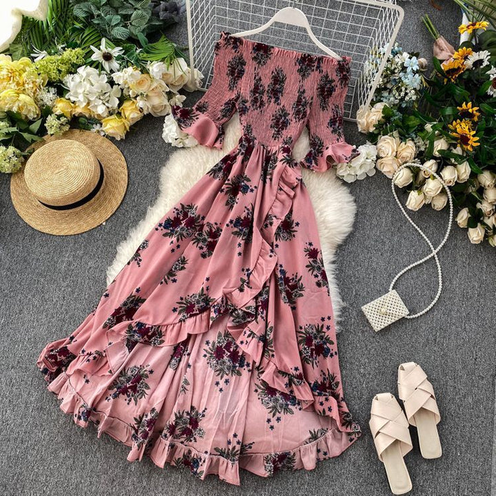 Silhouette elegante per questo abito midi estivo da donna con spalle scoperte e volant versatili.