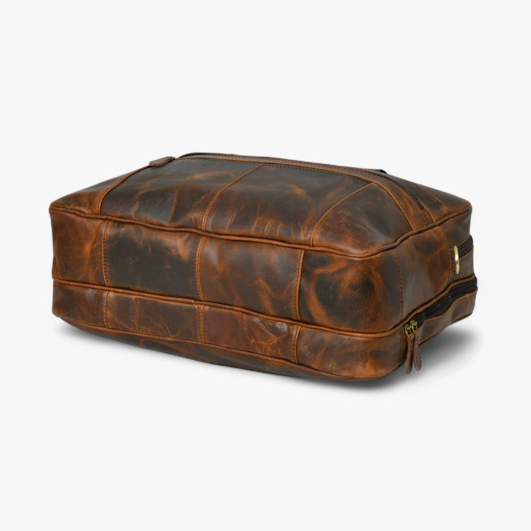 Borsa multiscomparto marrone per ufficio, offre praticità e stile.