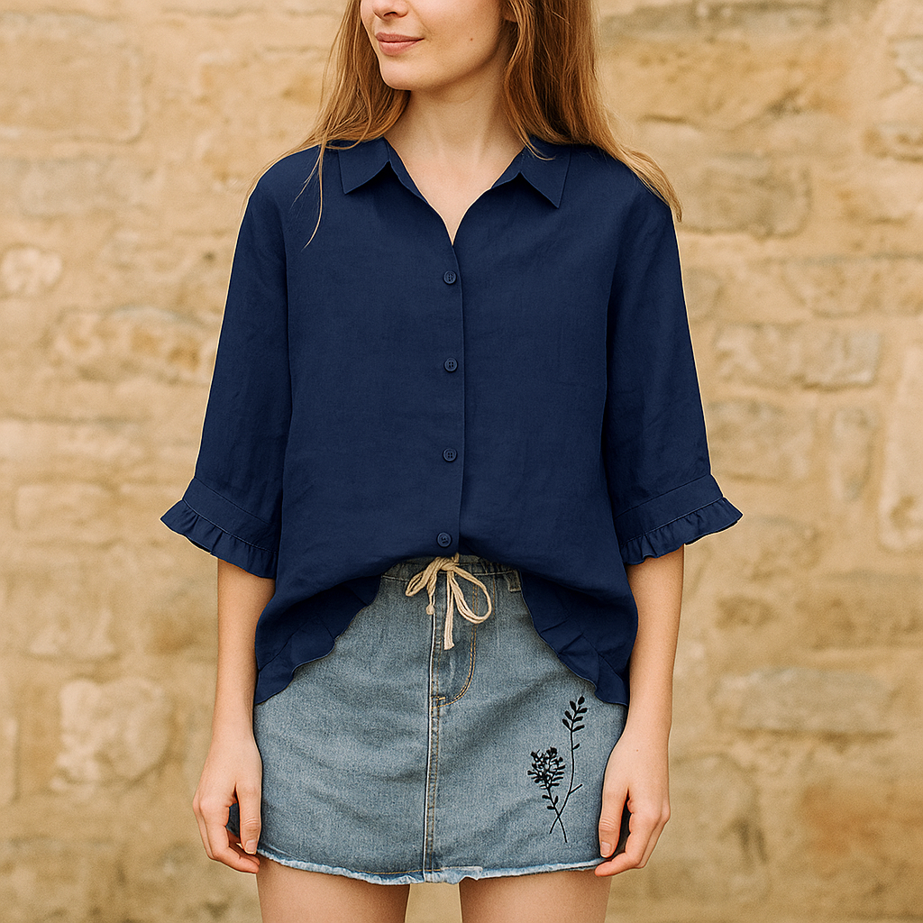 Camicia donna abbottonata in cotone, maniche corte. Ideale per look estivi casual ed eleganti.