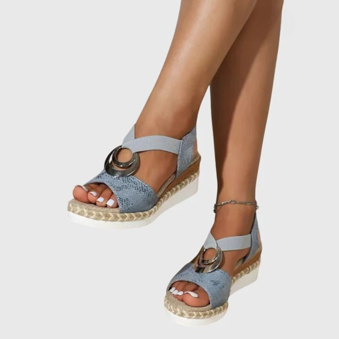 Eleganti sandali ortopedici donna, uniscono moda e comfort con supporto eccezionale.