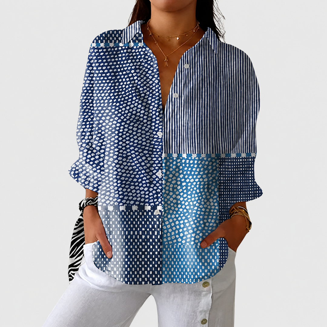 Blusa donna patchwork blu con colletto, bottoni e maniche lunghe. Abbigliamento elegante o casual in poliestere.