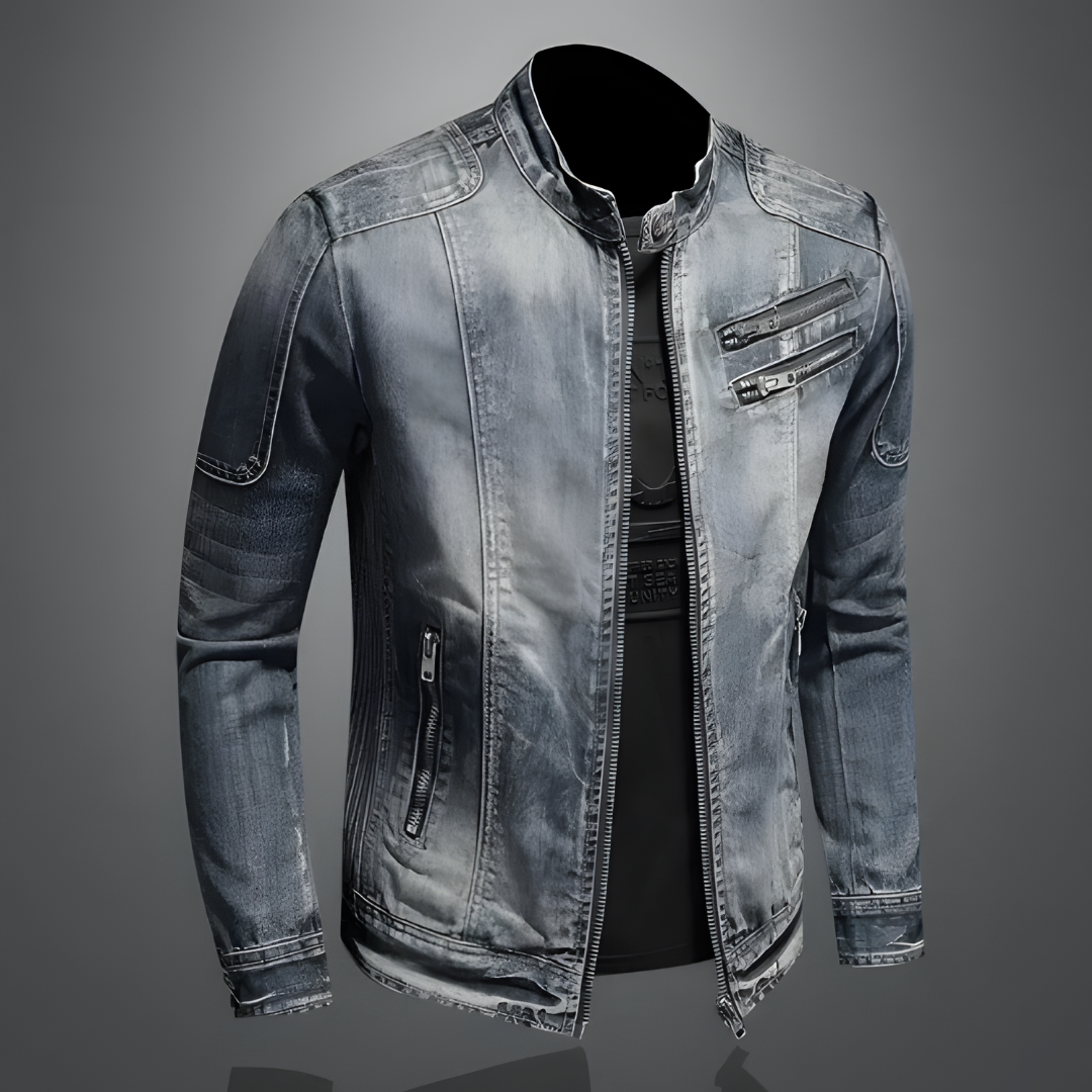 Uomo indossa giacca denim slim fit blu, collo alto, abbigliamento moda casual confortevole.