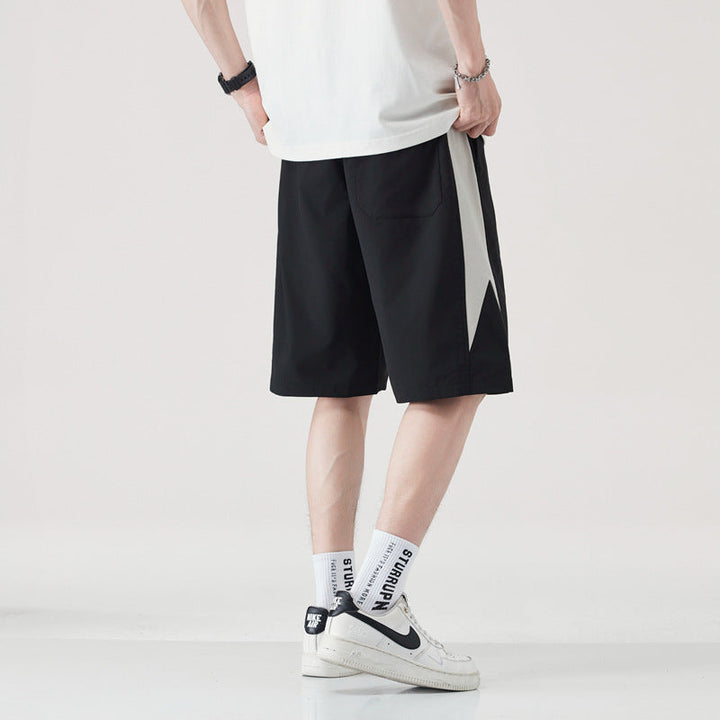 Shorts uomo casual estivi, vestibilità dritta e flessibile per massimo comfort e libertà di movimento.