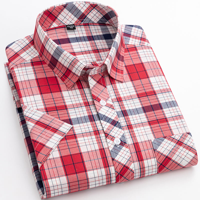 Camicia uomo maniche corte scozzese, stile casual estivo. Ideale per un outfit versatile di moda uomo.