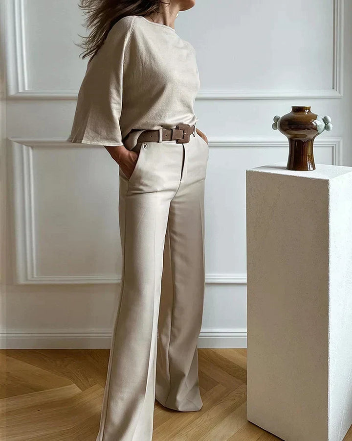 Abbigliamento donna due pezzi: top a pipistrello e pantaloni larghi, un completo casual chic per ogni occasione.