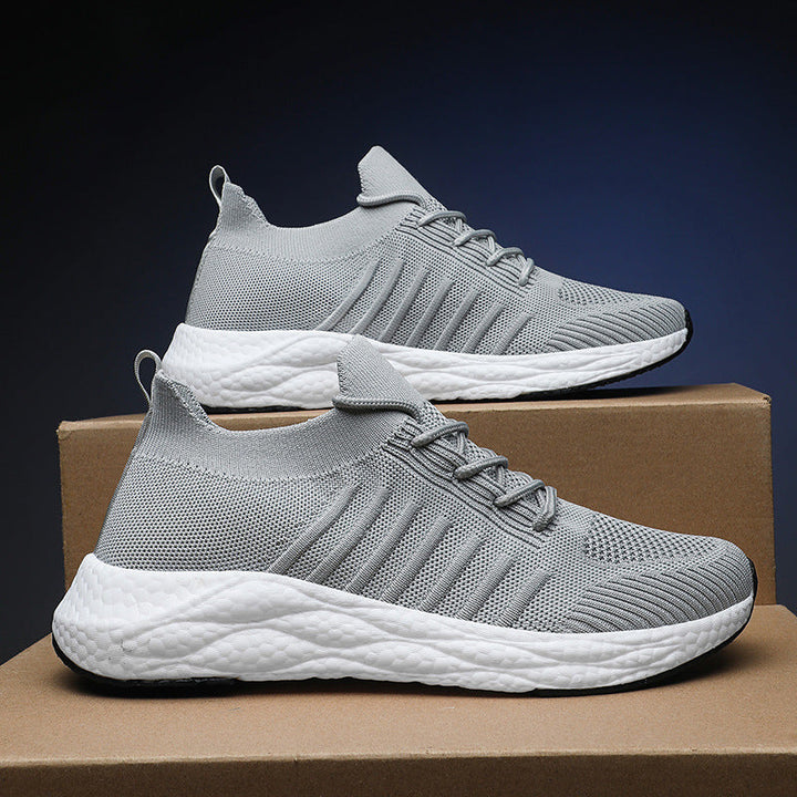 Sneakers mid-top platform traspiranti per uomo e donna, offrono stile moderno e comfort ideale per il quotidiano.