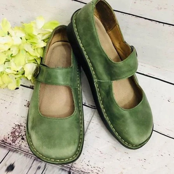 Comode scarpe casual da donna in camoscio, leggere e versatili, con un design retrò senza tempo.