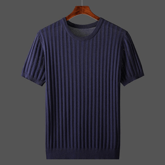 Maglietta da uomo a maniche corte antimacchia elegante. Perfetta fusione di moda, comfort e praticità.