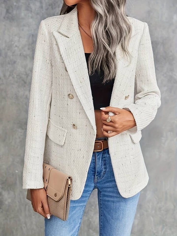 Blazer donna con revers, giacca elegante per abbigliamento ufficio. Capo versatile per moda femminile e stile sofisticato.