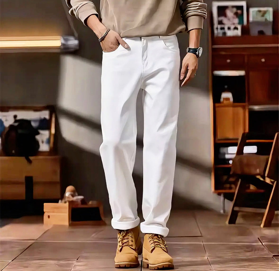 Pantaloni chino uomo ardesia a gamba stretta, ideali per ufficio o casual, massimo comfort quotidiano.