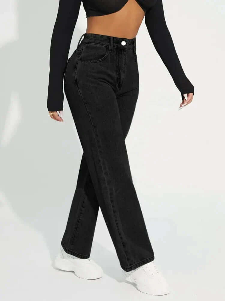 Jeans donna a vita alta con gamba dritta, dettaglio zip. Perfetti per uno stile casual comodo e attuale.