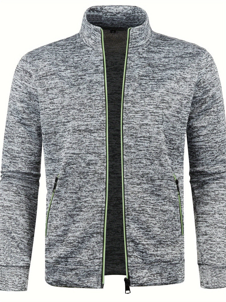 Cardigan uomo casual chic con zip, l'ideale per unire comfort, versatilità e stile.